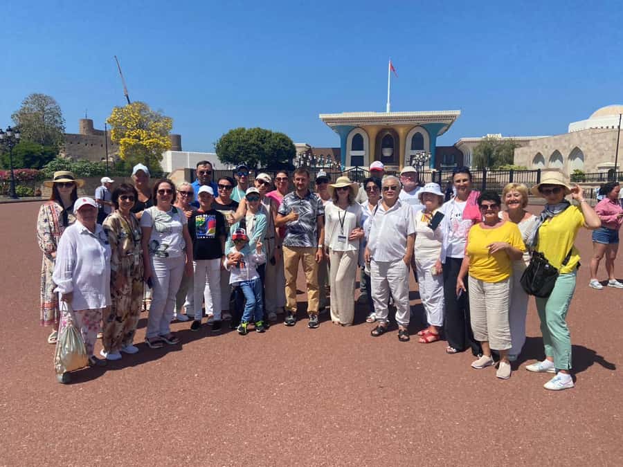 Muscat: City Highlights Tour with Optional Transfers - Who should book this Muscat tour?