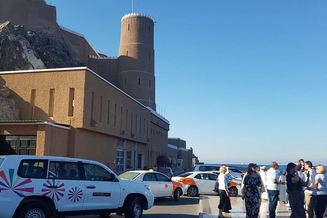 Muscat City Tour Half Day - Al Alam Palace and the Mirani and Jalali forts