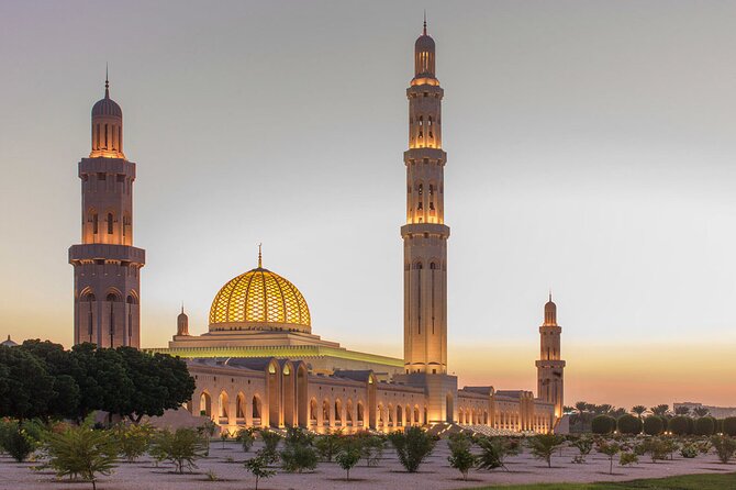 Muscat City Tour Half Day - Sultan Qaboos Grand Mosque: begin with Oman’s great landmark