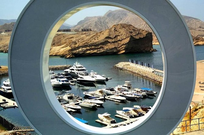 Muscat city tour (price per vehicle) - How to plan your day around closures and fees