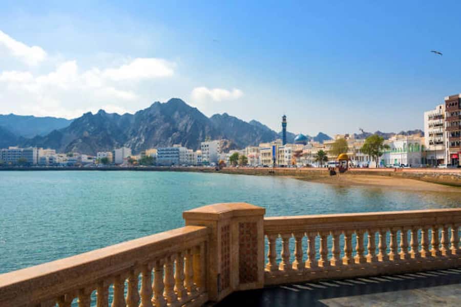 muscat city tour with pick up SMALL GROUP 7 PEOPLE MAX - The Royal Opera House’s modern Omani style