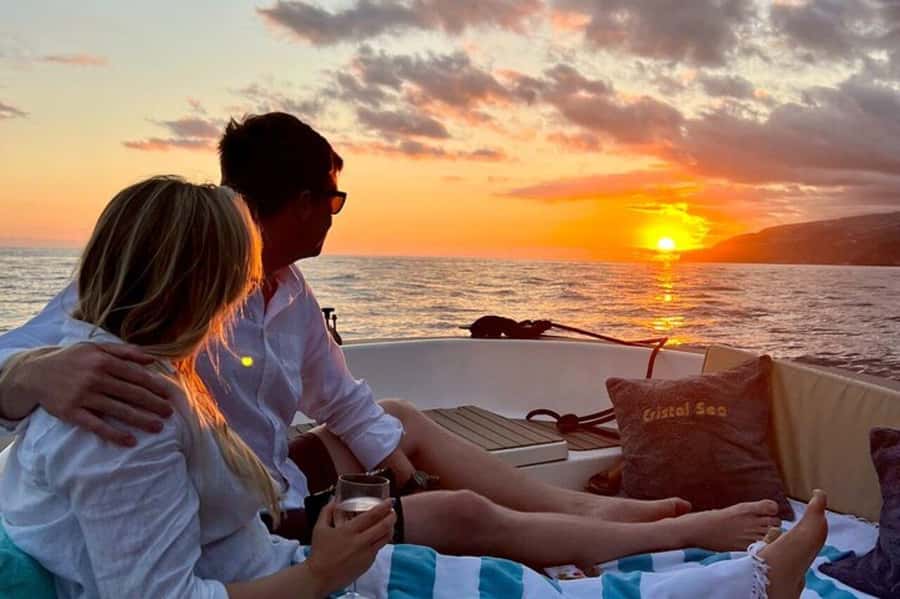 Muscat : Coastal & Sunset Boat Trip - Key points at a glance