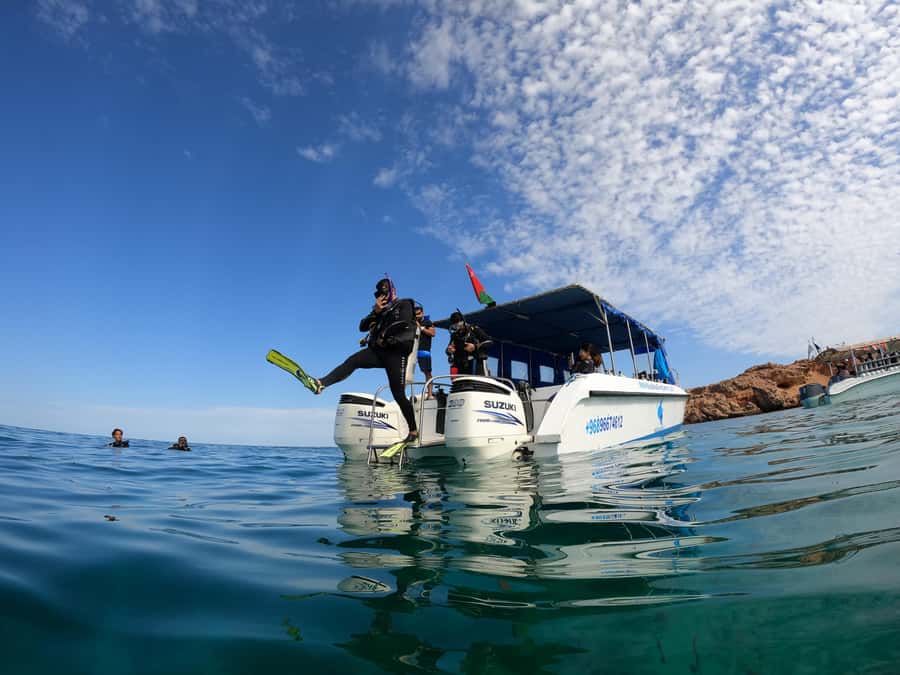 Muscat: Daymaniyat Island Scuba Dive 2 locations + BBQ Lunch - Why Daymaniyat Islands are worth the boat ride