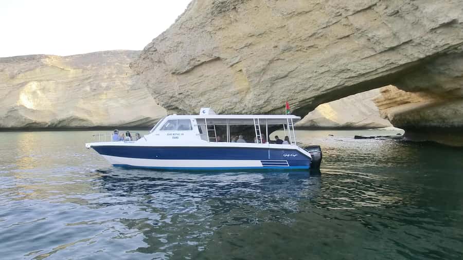 Muscat: Dolphin Watch & Snorkel Excursion - Setting out from Marina Bandar Al Rowdha at 9:30 am