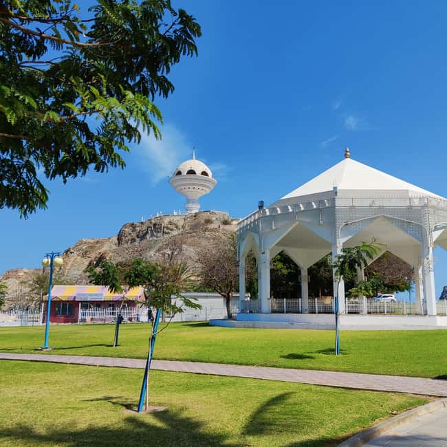 Muscat: Full-Day Private City Tour by luxury Car with Guide - Key points at a glance