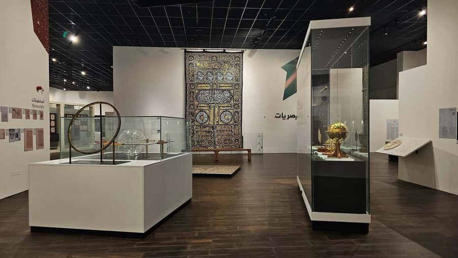 Muscat: full day tour to Nakhal, Rustaq and hot springs - Al Hazm Castle, the historical highlight