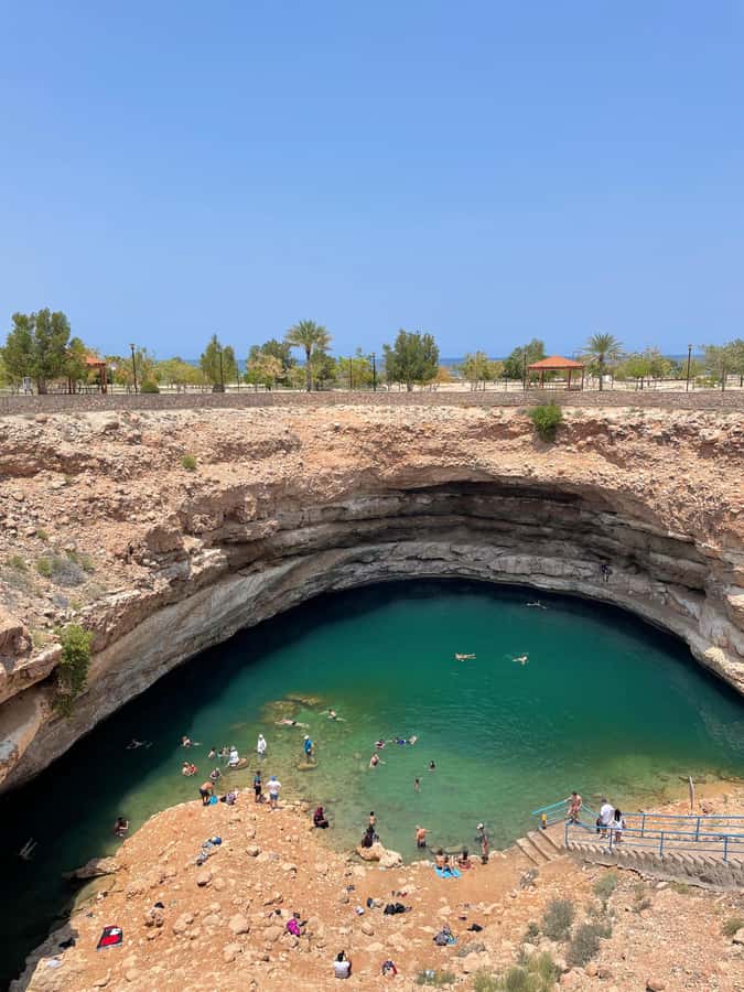 Muscat: Full-Day Wadi Shab & Bimmah Sinkhole Private Tour - Why this Muscat day trip is worth considering