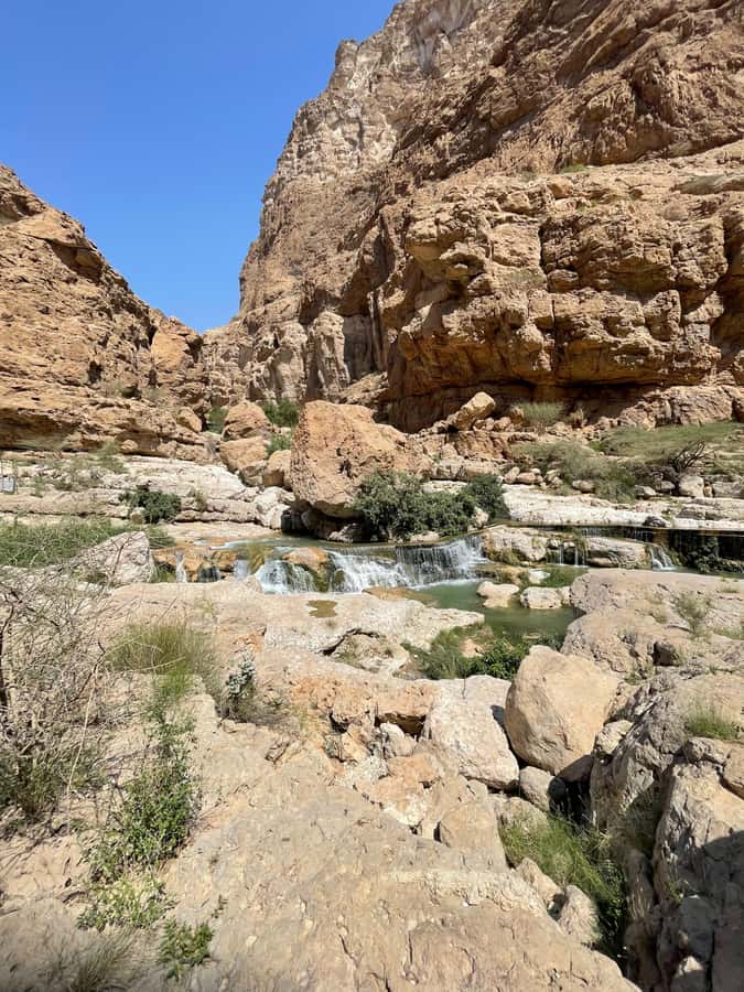 Muscat: Full-Day Wadi Shab & Bimmah Sinkhole Private Tour - Who will enjoy this tour most