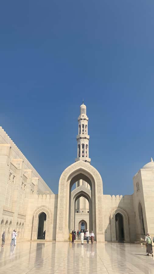 Muscat: Group City Tour with Pickup and Lunch or Dinner - Sultan Qaboos Grand Mosque, the morning priority