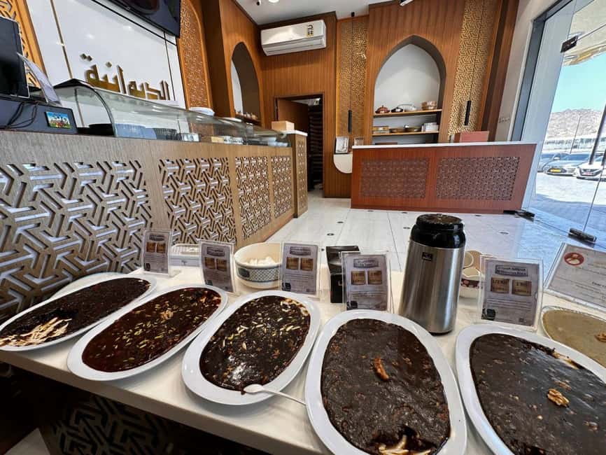 Muscat: Guided Walking Tour of Corniche, Souq & Mutrah Fort - Key points at a glance