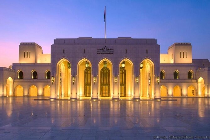 Muscat: Half-Day Muscat Private City Tour With Pickup/ Drop off - Qurum Beach adds breathing room
