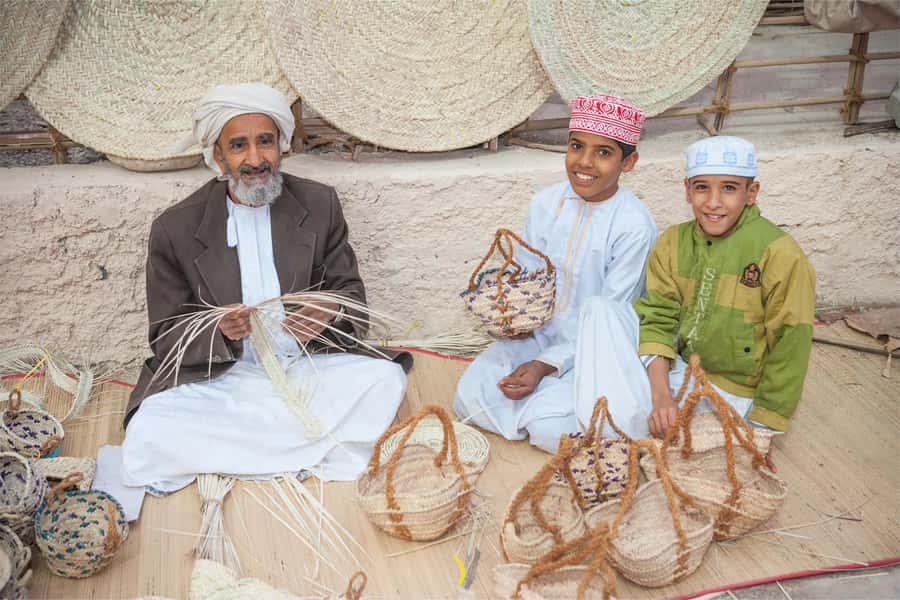 Muscat: Half-Day Sightseeing Essentials Tour and Audio Guide - Morning pickup and the drive through modern Muscat