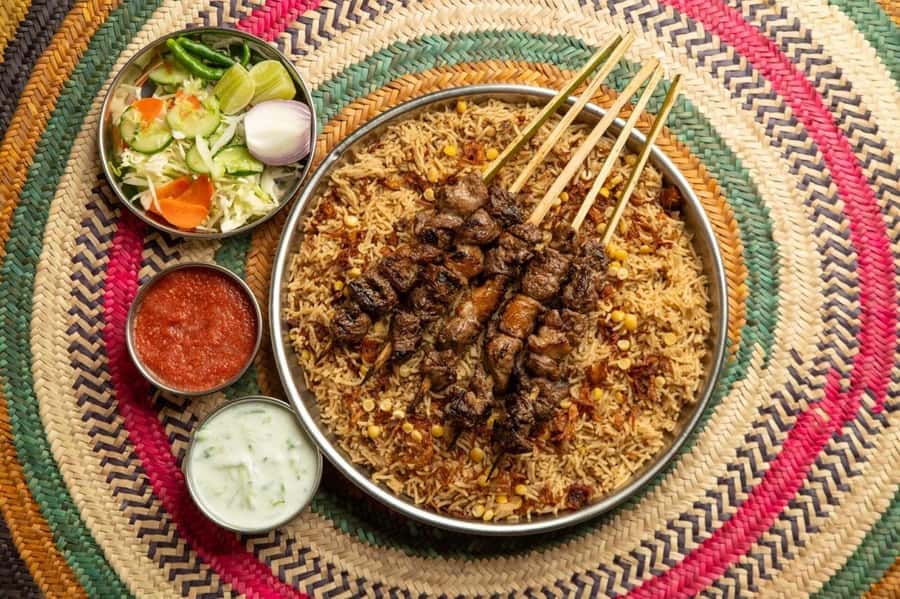 Muscat: Omani Food Tour with Shuwa & Halwa - Mishkak closes the tour with smoke and tamarind