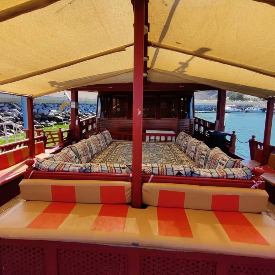 Muscat: Omani Traditional Dhow Sunset Cruise - Why a sunset dhow works well in Muscat