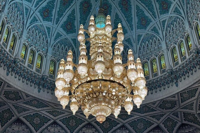 Muscat Private Evening City Tour with pickup from Hotels and Port - Meeting Issam from your hotel or port