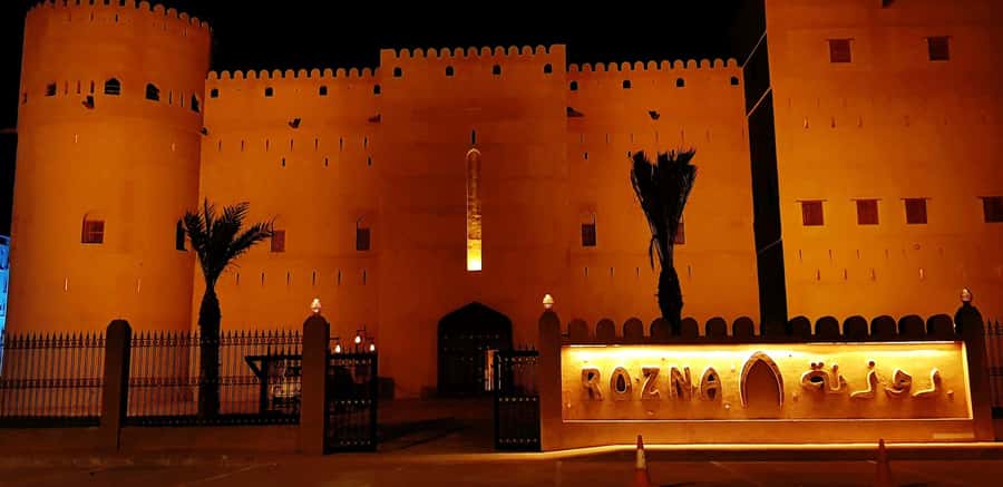 Muscat : private evening or night tour 4 hours With transfer - The Corniche and Mutrah Fort views