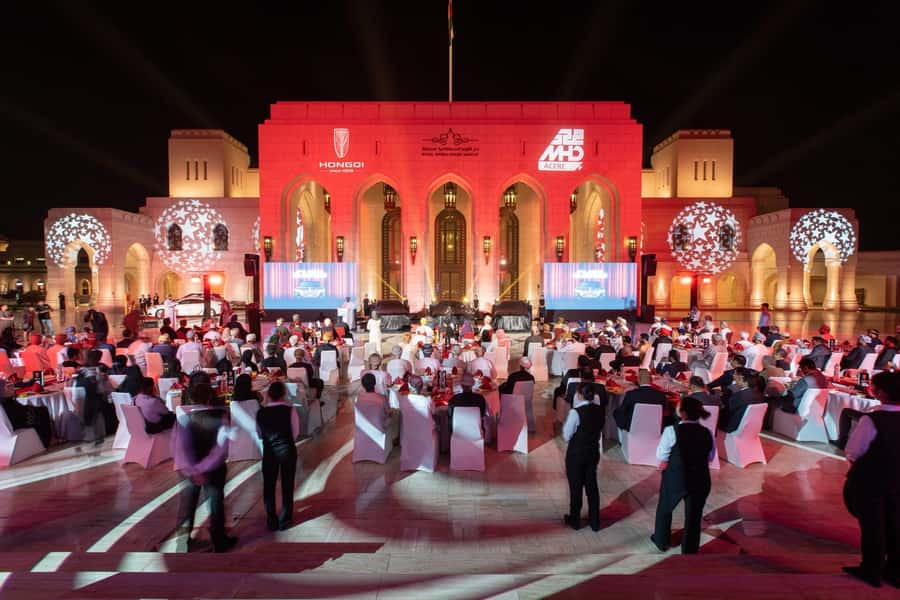 Muscat : private evening or night tour 4 hours With transfer - Al Alam Palace and Muscat’s ceremonial center
