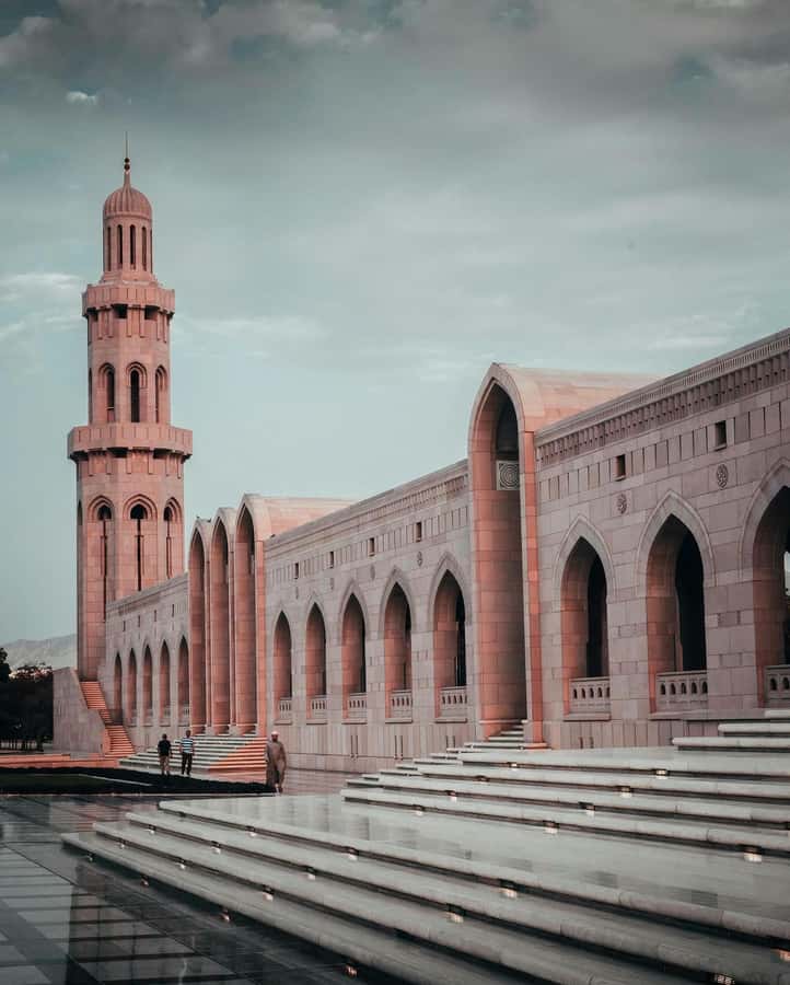 Muscat: Private Sightseeing Tour & Sultan Grand Mosque - Muttrah Souq, where the tour feels most local