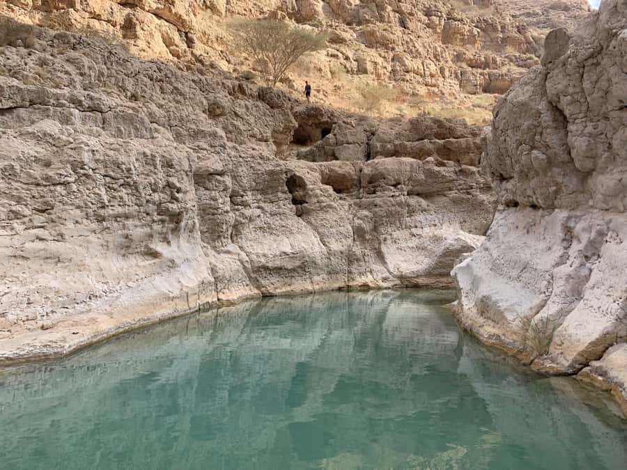 Muscat : Private trip to Wadi Shab + sinkhole - The guide can shape the whole day