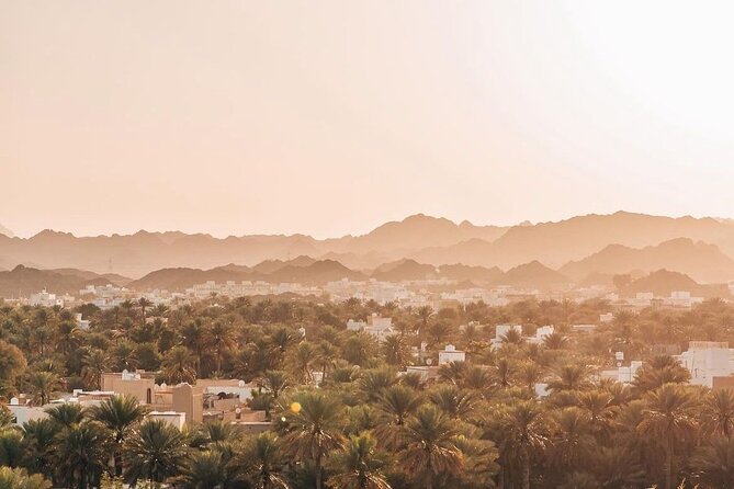 Muscat Shore Excursion: Private Nizwa Day Trip - Bahla, Pottery, and a Short Photo Stop