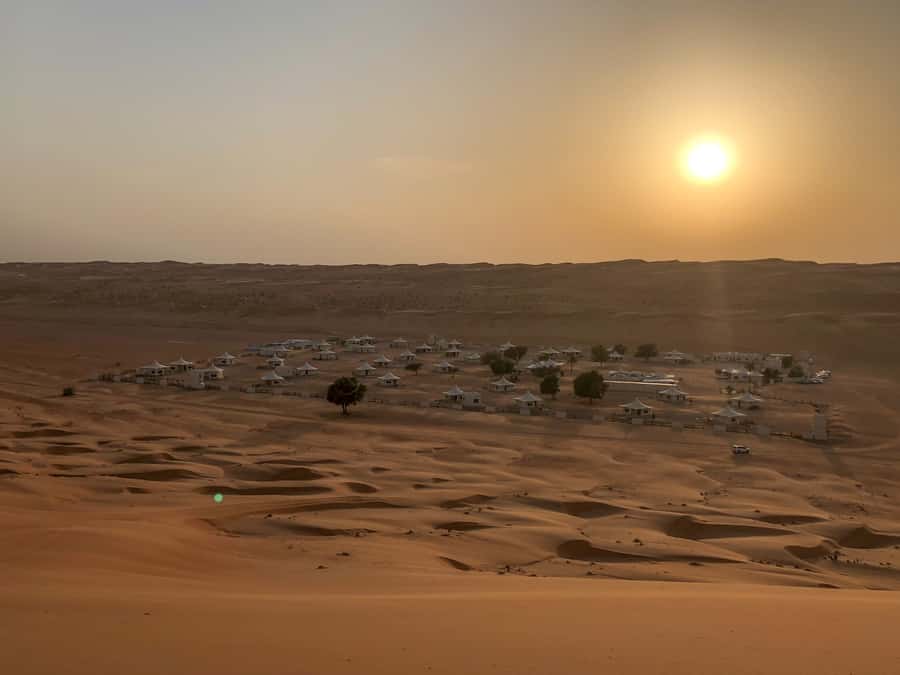 Muscat: Wahiba Sands Desert Sunset Tour with Dinner - Dinner at an Omani desert camp