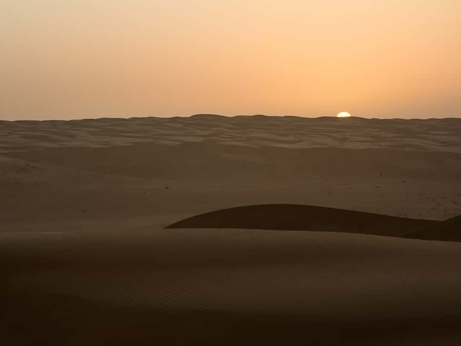 Muscat: Wahiba Sands Desert Sunset Tour with Dinner - Comfort, clothing, and safety