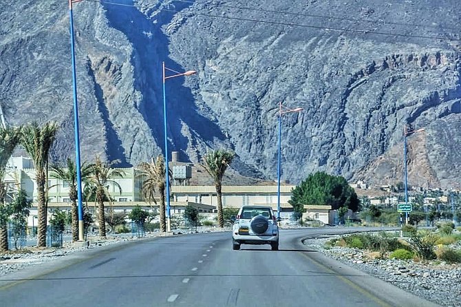 Nizwa and Green Mountain Group Full day tour - Nizwa Fort: climb into Oman’s past