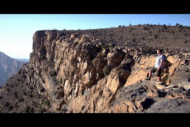 Nizwa and Jabl Shams private and custom tour - Timing, comfort, and what to bring