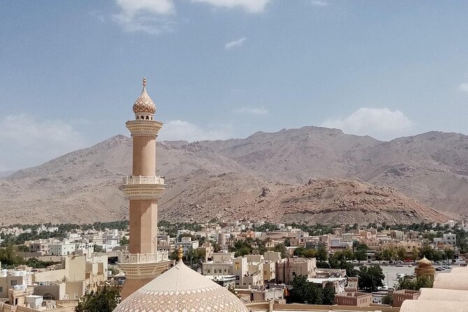 Nizwa Fort-Nizwa Souq-Misfah Al Arbyeen-Jebel Shams - Private Full Day Tour - What is included, and what you still need