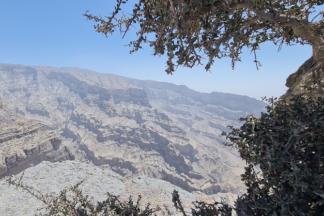 Nizwa Heritage & Jebel Shams Canyon – Private Tour from Muscat - Jebel Shams and the Grand Canyon of Oman