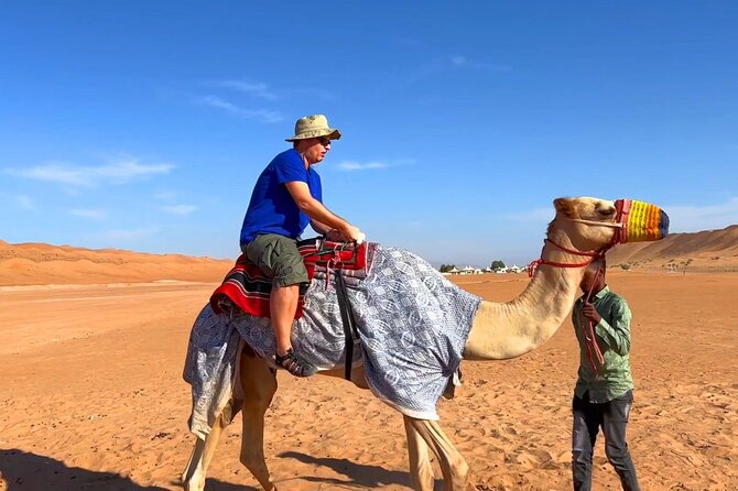 Oman 3-Days 2-Night Shared Roundtrip Tour – Explore Oman's Best - Day one: Bimmah Sinkhole, Fins Beach, and Wadi Shab