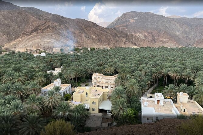 Oman 3-Days 2-Night Shared Roundtrip Tour – Explore Oman's Best - The guide can shape the trip