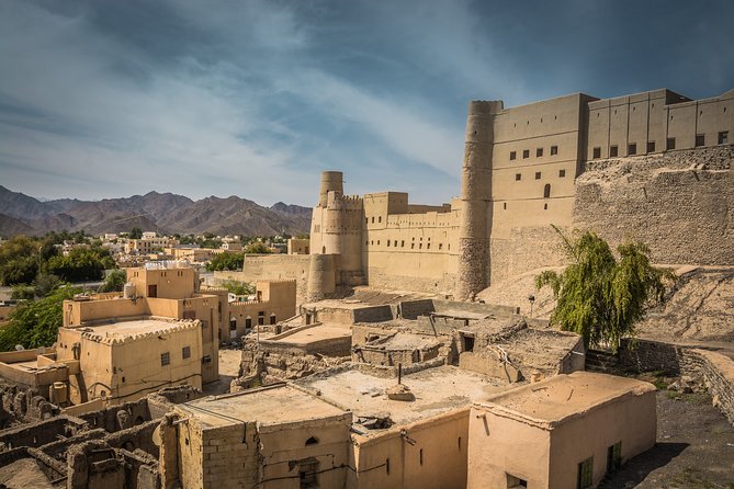 Oman Grand Canyon, Jebel Shams & Nizwa Full Day Tour - From Muscat to Nizwa through the Hajar Mountains