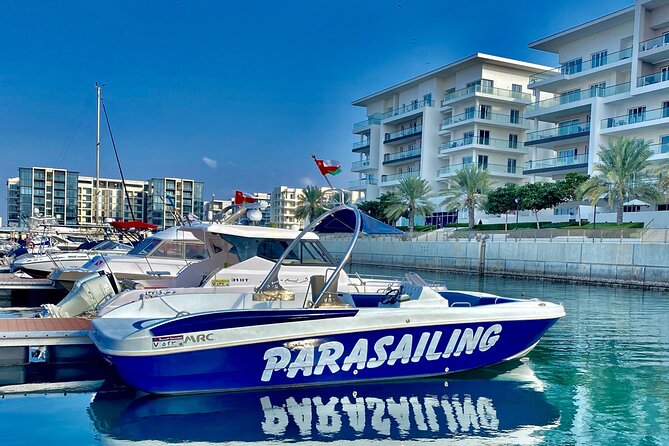 Parasailing tour in Al Mouj Muscat - A gentle finish on the boat