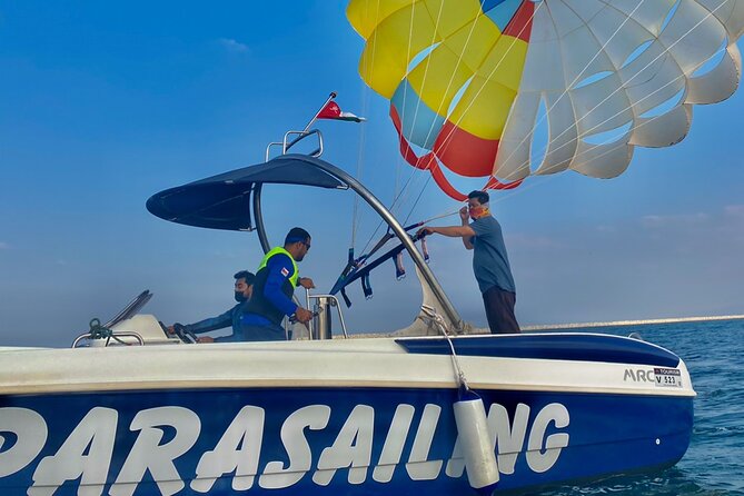 Parasailing tour in Al Mouj Muscat - Rising 100 to 150 meters above Muscat