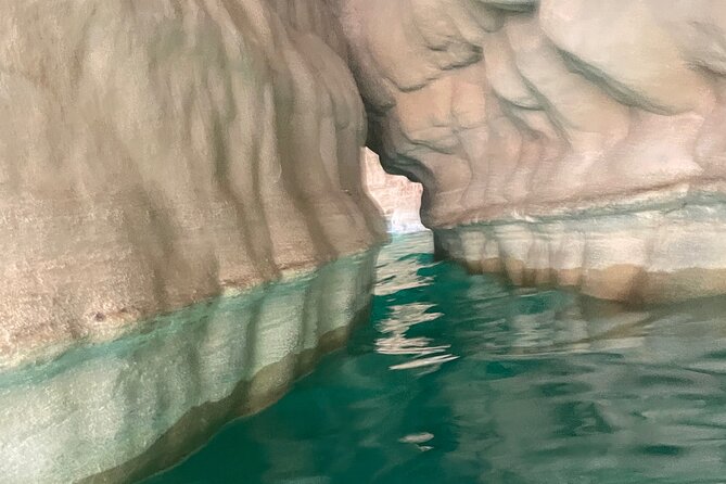 Private Day Trip to Wadi Shab & Bimmah Sinkhole Price Up To 5 Persons - The 8 to 9 hour schedule suits an early start