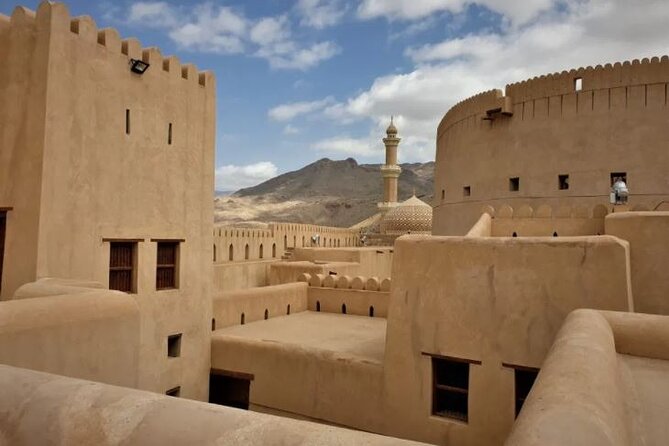 Private Full Day Historical Trip in Oman - Guide support and the private format