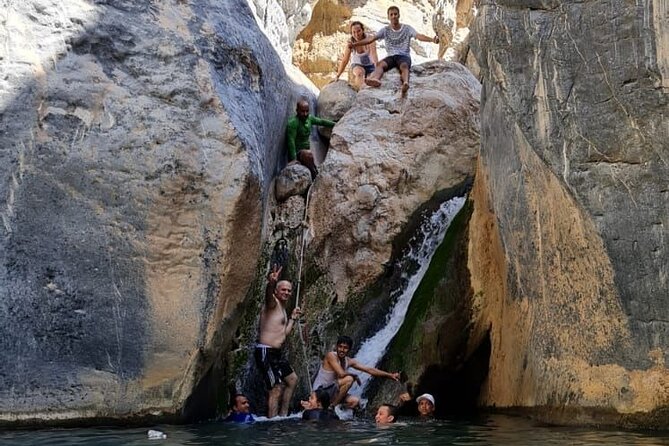 Private Full Day Wadi Dham Tour - The rope section and the wadi pools