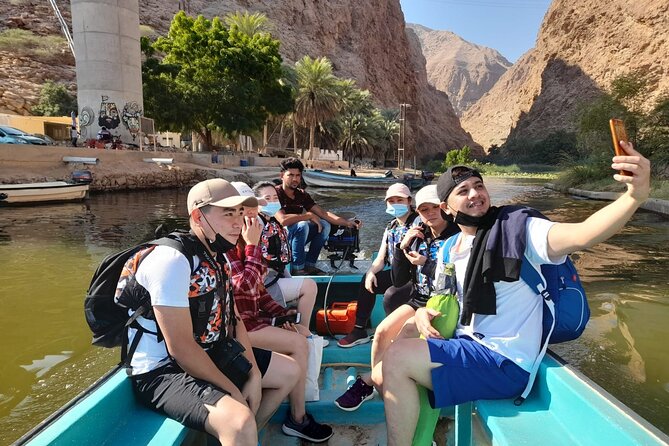 Private Full-Day Wadi Shab and Bimmah Sinkhole Tour - Why a private 4WD changes the experience