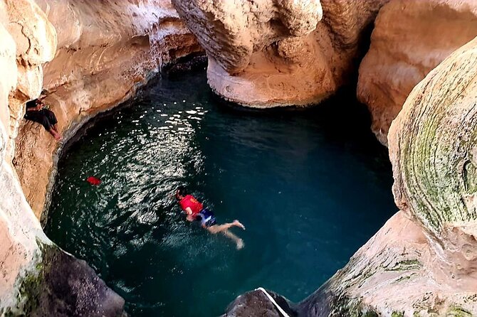 Private Full-Day Wadi Shab and Bimmah Sinkhole Tour - Who will enjoy this day most