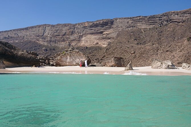 Private Guided Tour to West Beaches of Salalah - Mughsail Lagoon and the chance to see flamingos
