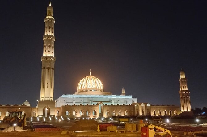 Private Half-Day Muscat City At Night Tour - An hour in Muttrah Souq and along the Corniche