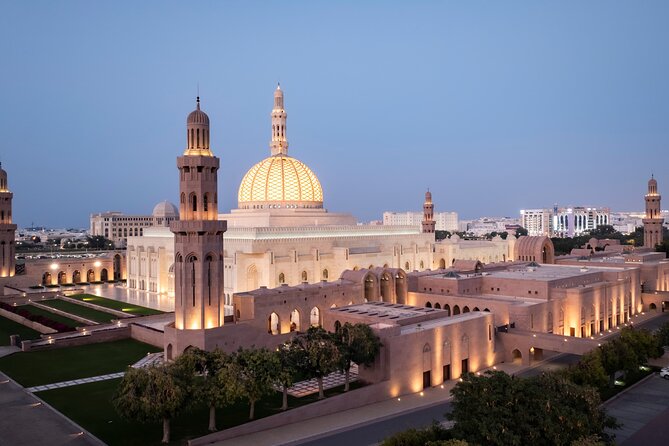 Private Half Day Muscat City Tour (Morning or Afternoon) - Mutrah Souq and Corniche: the most local-feeling pause