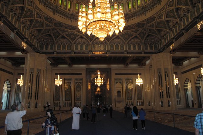 Private Half-Day Muscat City Tour - Start early at Sultan Qaboos Grand Mosque