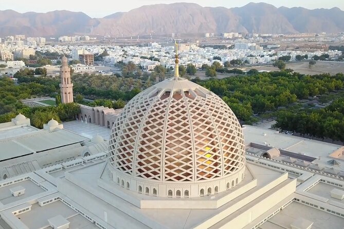 Private Half-Day Tour to Grand Mosque-Nakhal Fort and Hotspring - Who will get the most from this half-day tour