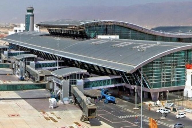 Private Luxury Airport Transfer From & To Salalah Airport - Choosing the right vehicle for your group