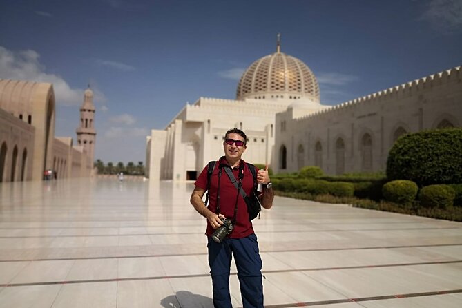 Private Muscat City Tour - 4 Hours Tour - What the private vehicle adds