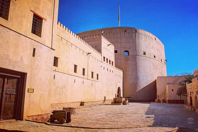 Private Oman Full Day Guided Sightseeing Tour - What to check before paying