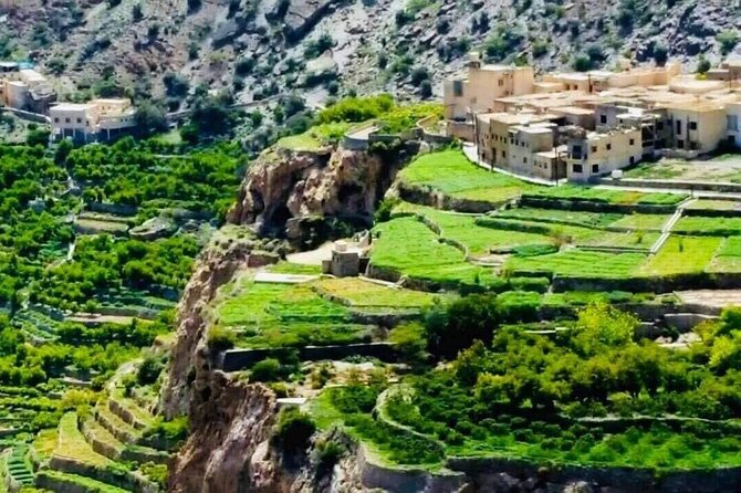Private Overnight Nizwa & Jebel Akhdar Tour from Muscat - Birkat Al Mouz and the falaj water system