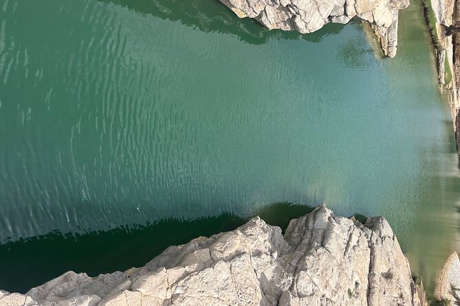 Private Safari tour and Wadi in 4x4 with a local guide - Why a local guide changes the experience